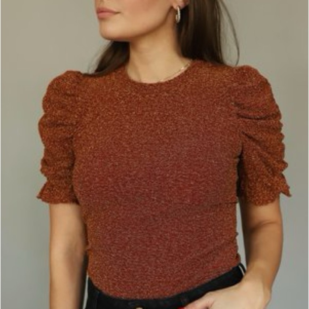 Moon River by Anthropologie Rustic Glitter Gold
Puff Sleeve Top- Sz SMALL- NWT